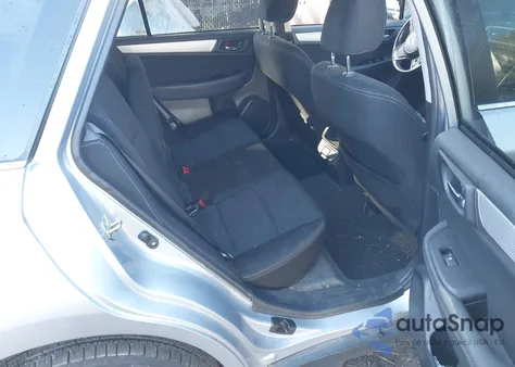 2018 Subaru Outback 2.5I Premium из США, поврежденный, VIN 4S4BSAFC7J3239695